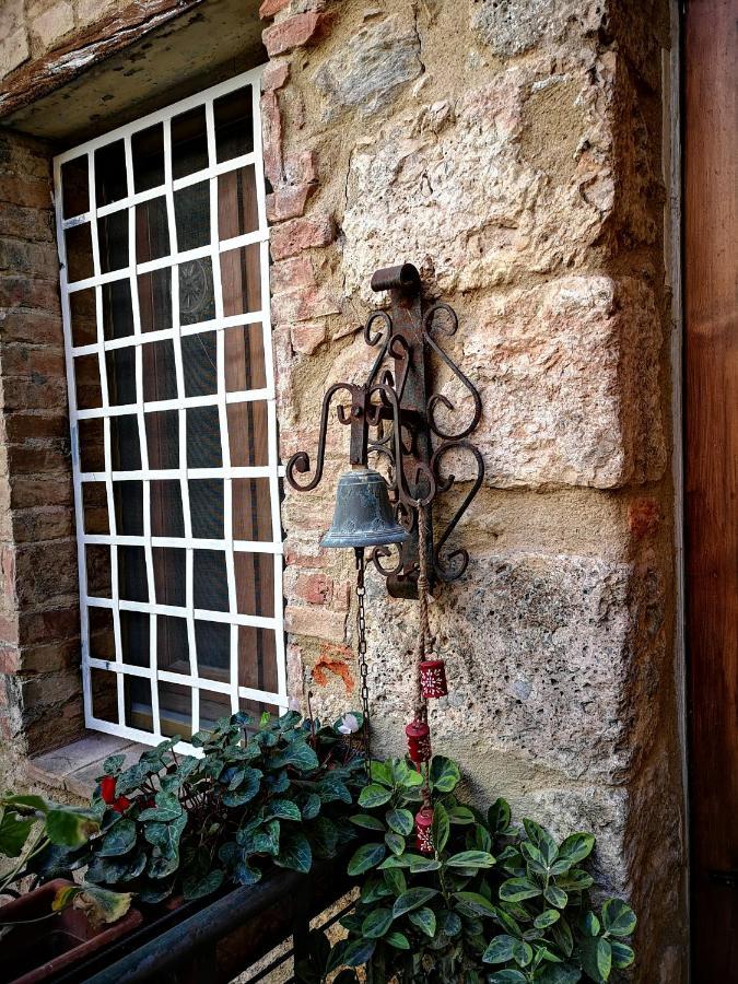 Bed and Breakfast Antico Borgo Di Torri Sovicille Exterior foto