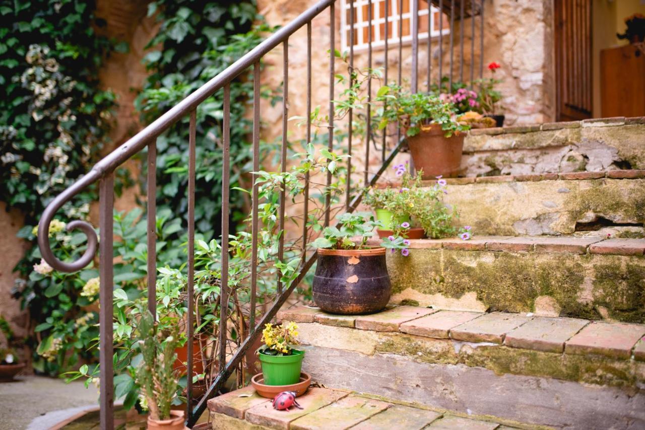 Bed and Breakfast Antico Borgo Di Torri Sovicille Exterior foto