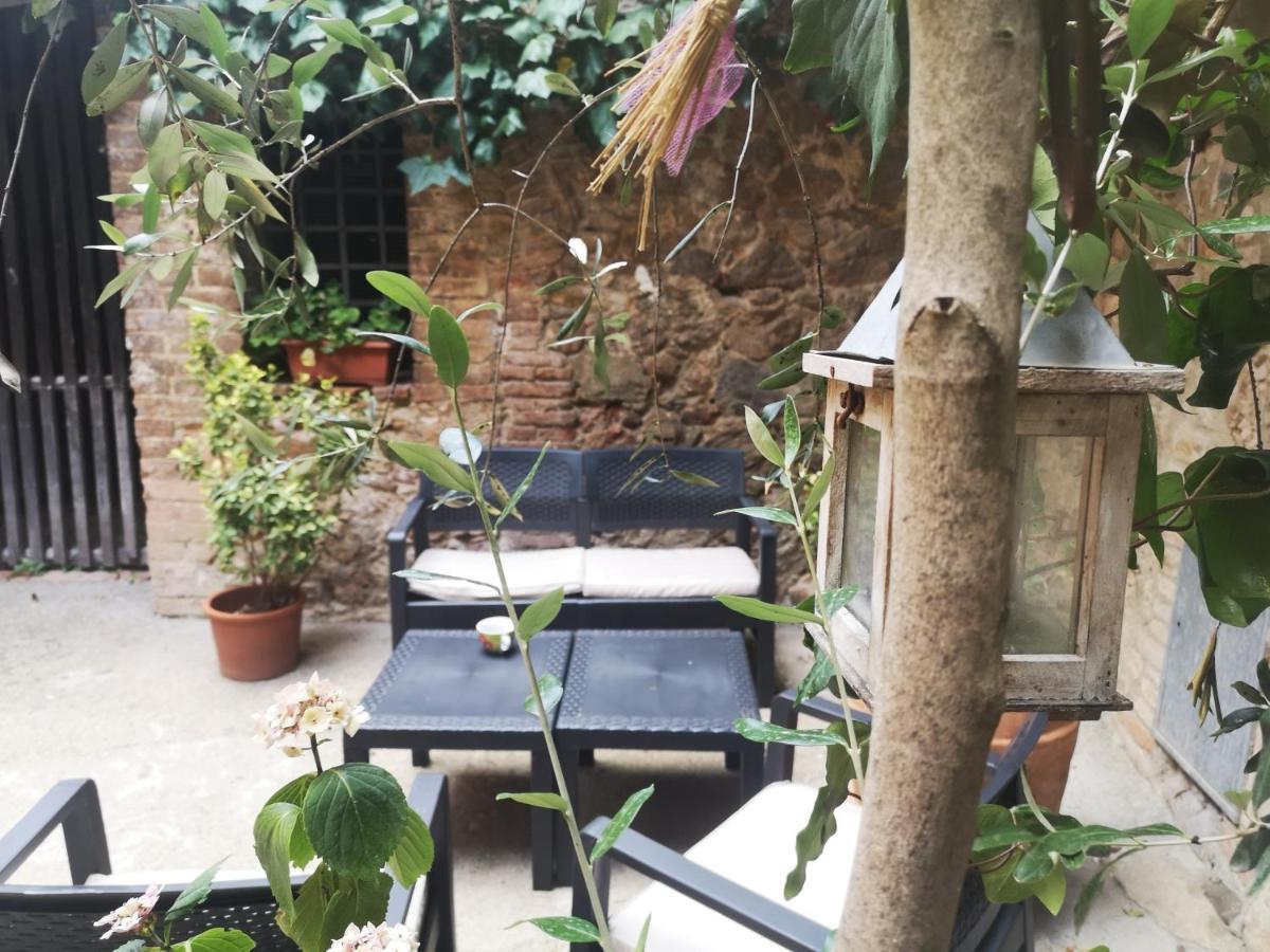 Bed and Breakfast Antico Borgo Di Torri Sovicille Exterior foto