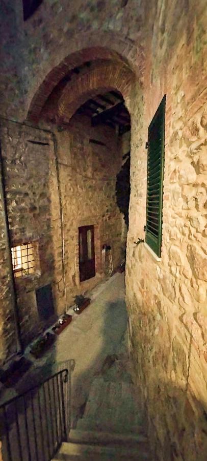 Bed and Breakfast Antico Borgo Di Torri Sovicille Exterior foto