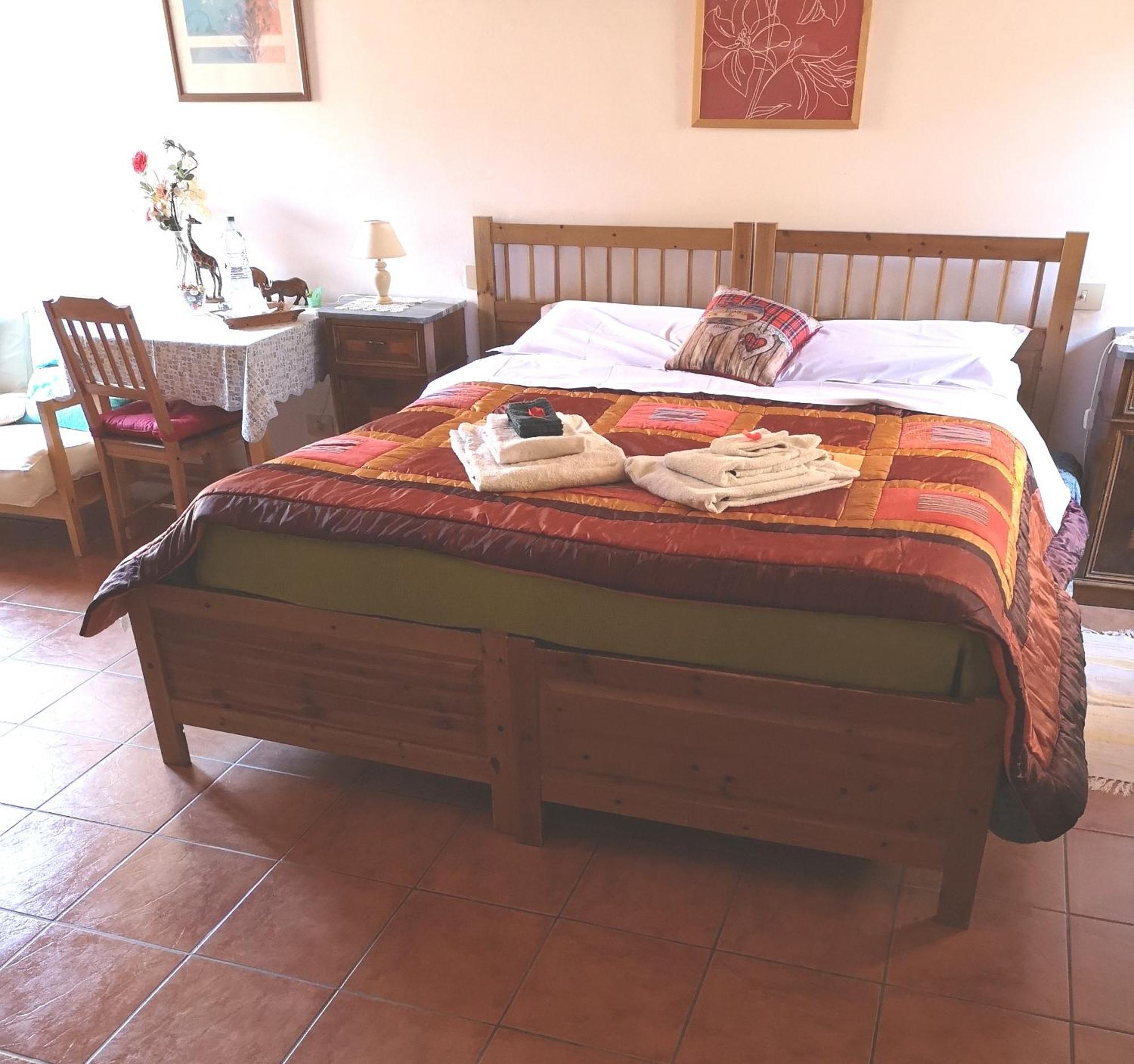 Bed and Breakfast Antico Borgo Di Torri Sovicille Exterior foto